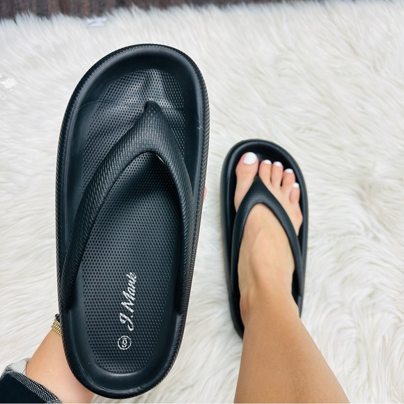 Black Cloud Flip Flop - Picture 2 of 6